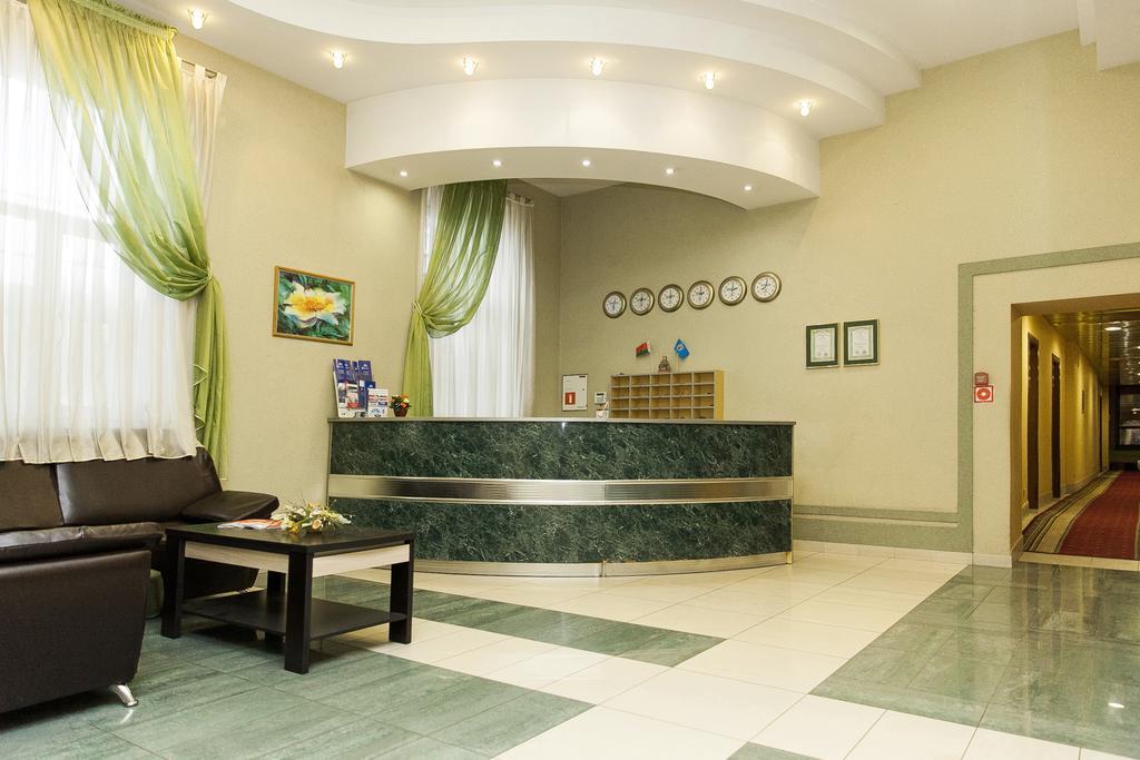 U Fontana Hotel 민스크 외부 사진