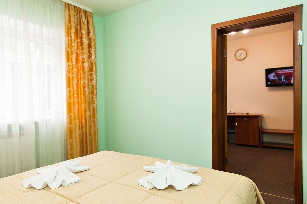 U Fontana Hotel 민스크 외부 사진