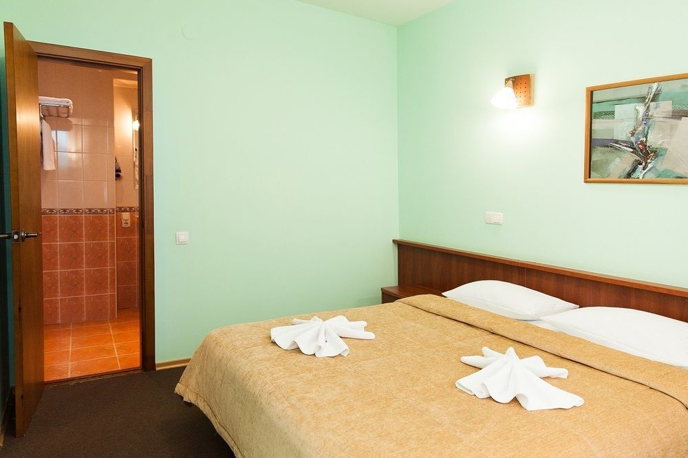 U Fontana Hotel 민스크 외부 사진